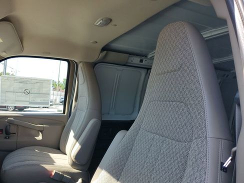 New 2026 Chevrolet Express 2500 Extended RWD image 18