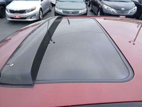 Used 2002 Toyota Camry XLE image 9