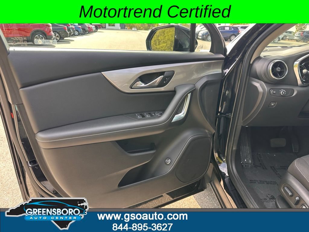 Used 2024 Chevrolet Blazer LT w/ Convenience Package FWD image 13