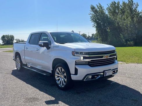 Used 2022 Chevrolet Silverado 1500 High Country image 2