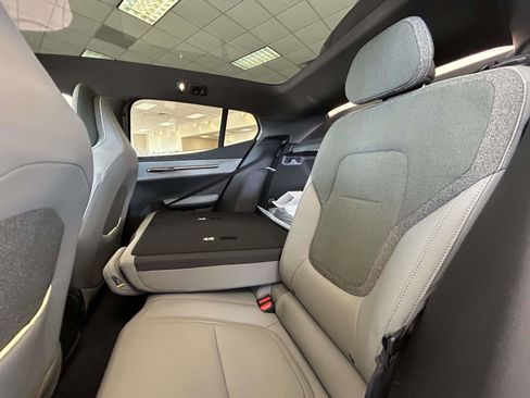 New 2026 Volvo EX30 Cross Country Ultra w/ Protection Package Premier AWD/4WD image 12