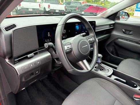 Used 2026 Hyundai Kona SEL Sport FWD image 14