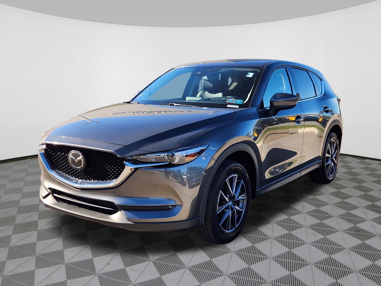 Used 2017 MAZDA CX-5 Grand Touring w/ Premium Package AWD/4WD image 2