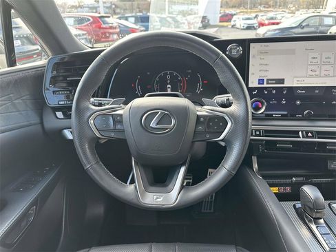 Used 2024 Lexus RX 350 AWD image 12