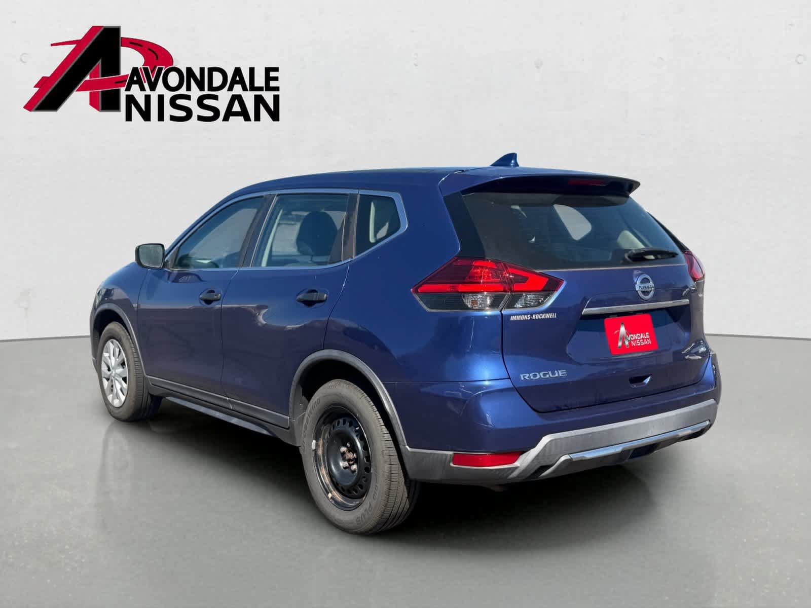 Used 2017 Nissan Rogue S AWD/4WD image 3