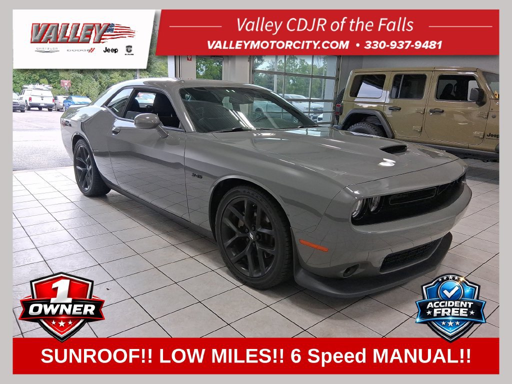 Used 2023 Dodge Challenger R/T w/ Blacktop Package RWD 360° Tour