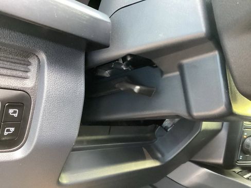 New 2026 Ford F250 Lariat w/ Black Appearance Package image 66