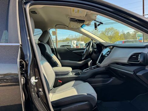 Certified 2022 Subaru Outback Premium AWD/4WD image 9