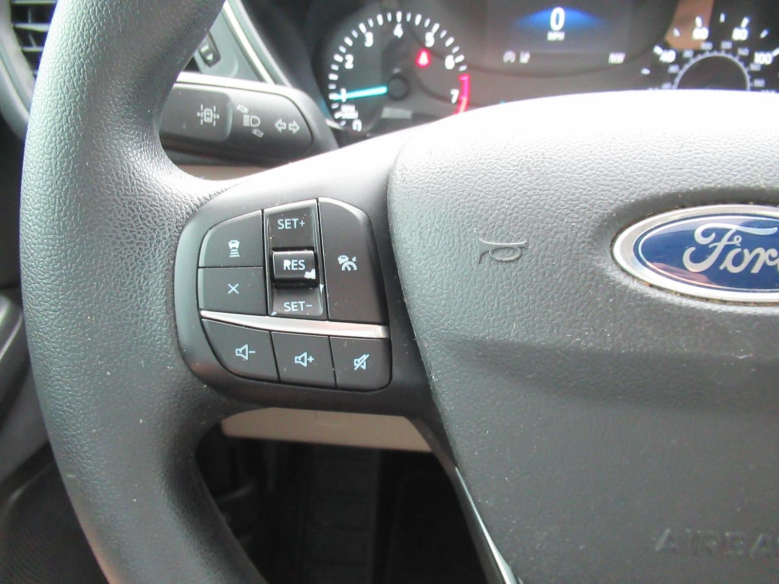 Used 2020 Ford Escape SE FWD image 24