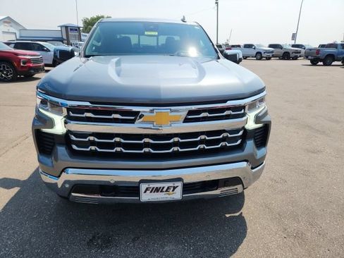 Used 2025 Chevrolet Silverado 1500 LTZ AWD/4WD image 7