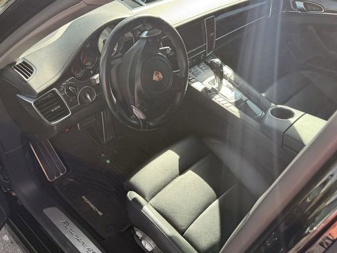 Used 2015 Porsche Panamera 4S AWD/4WD image 3