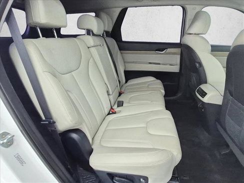 Used 2022 Hyundai Palisade SEL w/ 8P Bench Seat Package FWD image 24