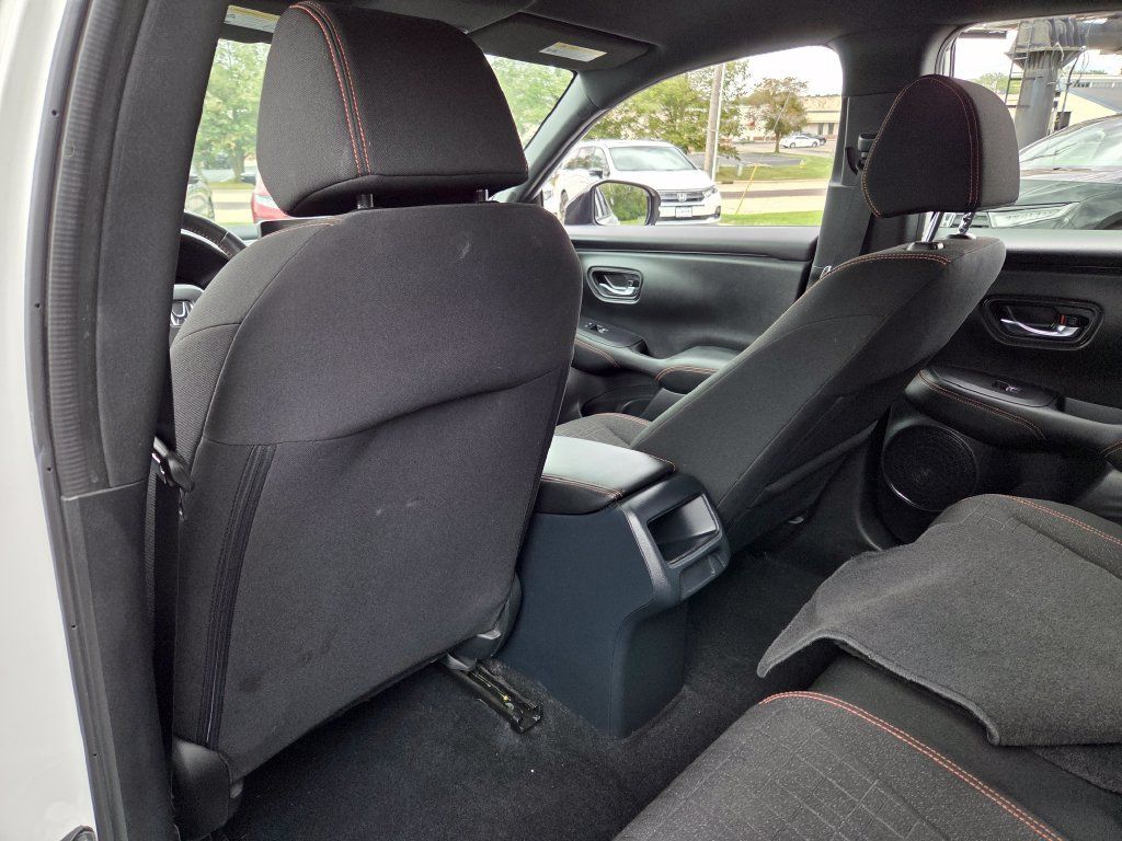 Used 2024 Honda HR-V Sport image 17