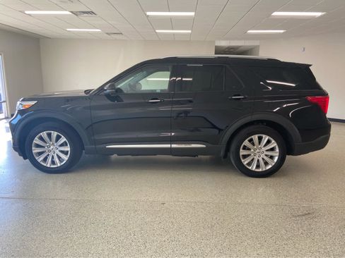 Used 2022 Ford Explorer Limited w/ Equipment Group 301A image 14