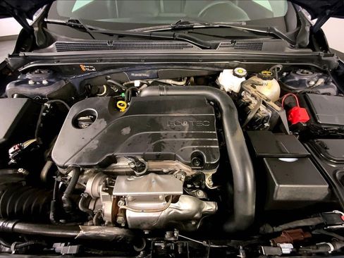 Used 2025 Chevrolet Malibu LT FWD image 10