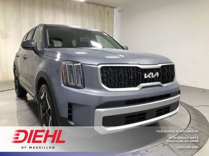 New 2025 Kia Telluride EX w/ EX Captain's Chair Package