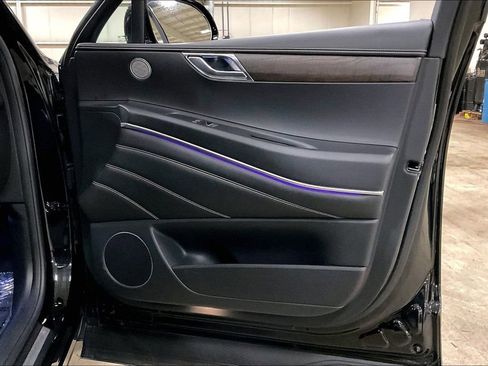 Used 2024 Genesis GV80 2.5T image 22