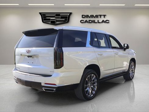 Certified 2025 Cadillac Escalade Premium Luxury w/ Touring Package RWD image 5