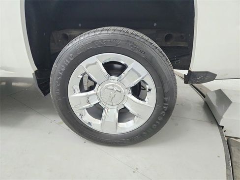 Used 2018 Chevrolet Silverado 1500 LTZ Z71 w/ LTZ Plus Package image 45