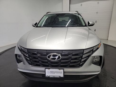 Used 2023 Hyundai Tucson SEL w/ Convenience Package AWD/4WD image 2