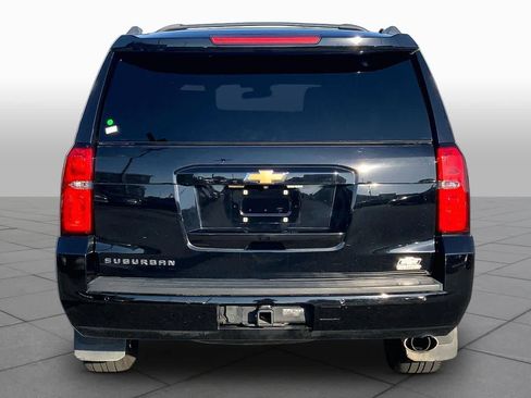 Used 2019 Chevrolet Suburban LT AWD/4WD image 5