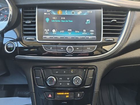 Used 2019 Buick Encore Preferred AWD/4WD image 18