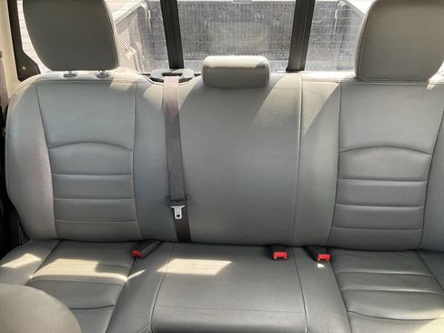 Used 2017 RAM 2500 SLT image 15