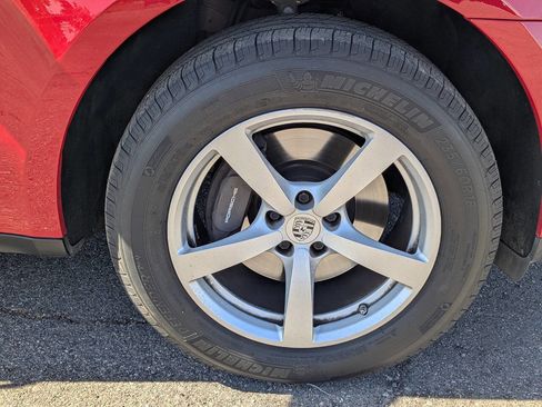 Used 2018 Porsche Macan image 10