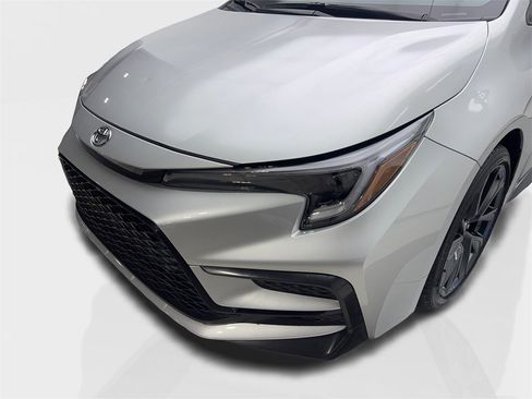 Used 2024 Toyota Corolla SE image 16