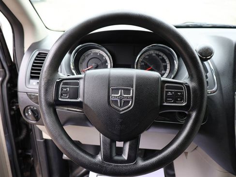 Used 2017 Dodge Grand Caravan SE w/ Power Window Group FWD image 30
