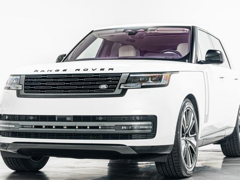 Used 2023 Land Rover Range Rover SE AWD/4WD image 5