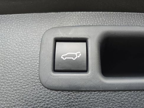 Used 2022 Toyota Highlander XSE image 15