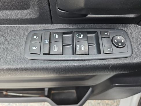 Used 2016 RAM 3500 Tradesman AWD/4WD image 13
