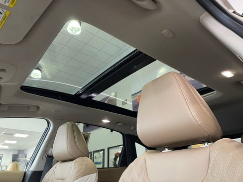 Used 2025 Nissan Murano Platinum w/ Cargo Package image 37