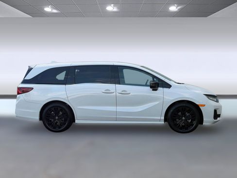 Used 2025 Honda Odyssey Sport-L image 8