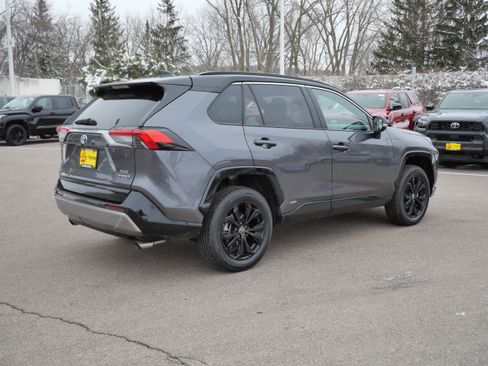 Certified 2022 Toyota RAV4 XSE image 8