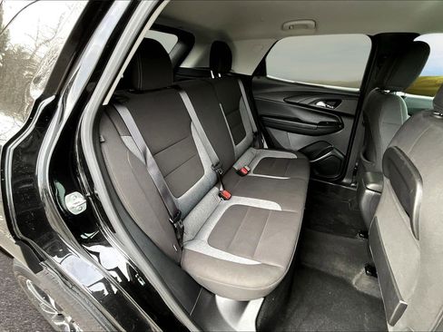 Used 2024 Chevrolet TrailBlazer LT image 16
