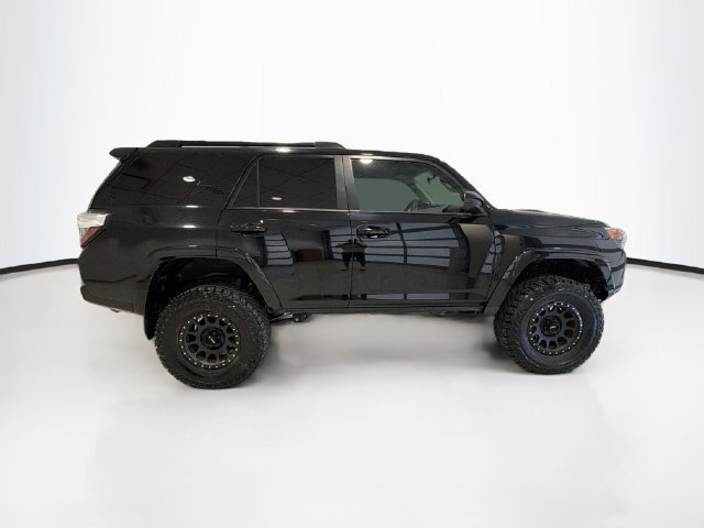 Used 2019 Toyota 4Runner TRD Off-Road AWD/4WD image 7