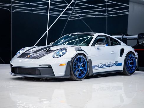 Used 2025 Porsche 911 GT3 RS RWD image 2