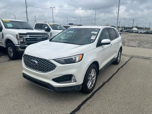 Used 2024 Ford Edge SEL w/ Convenience Package AWD/4WD image 2