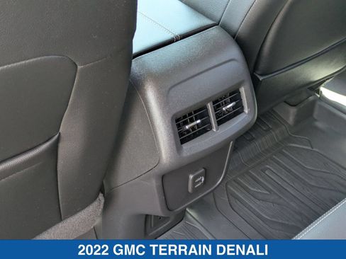 Used 2022 GMC Terrain Denali w/ LPO, Floor Liner Package AWD/4WD image 32