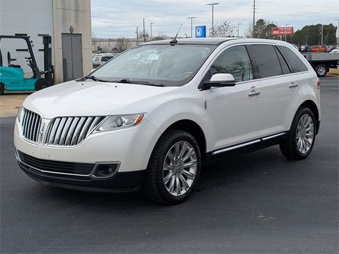 Used 2013 Lincoln MKX Base image 1