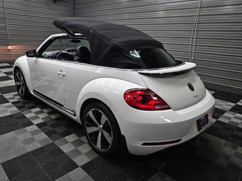 Used 2013 Volkswagen Beetle 2.0T FWD image 10
