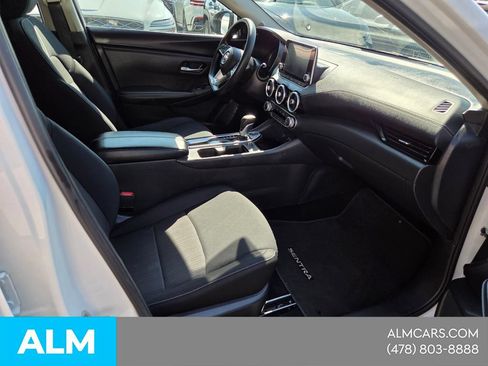Used 2024 Nissan Sentra SV FWD image 15