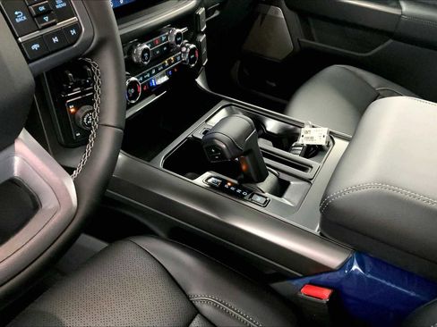 New 2025 Ford F150 Lariat w/ Equipment Group 501A Mid image 7