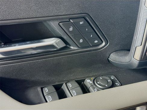 New 2025 GMC Hummer EV 2X image 13