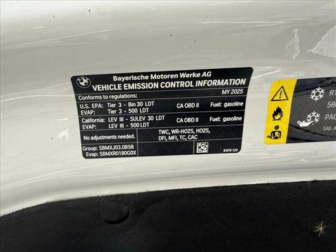 Used 2025 BMW X5 xDrive40i w/ M Sport Package AWD/4WD image 18