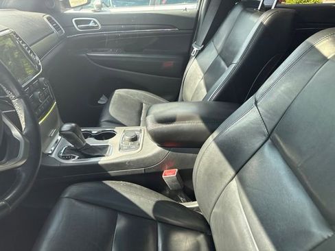Used 2021 Jeep Grand Cherokee Limited AWD/4WD image 7