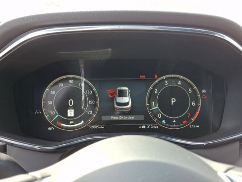Used 2026 Jaguar F-PACE R-Dynamic S AWD/4WD image 23