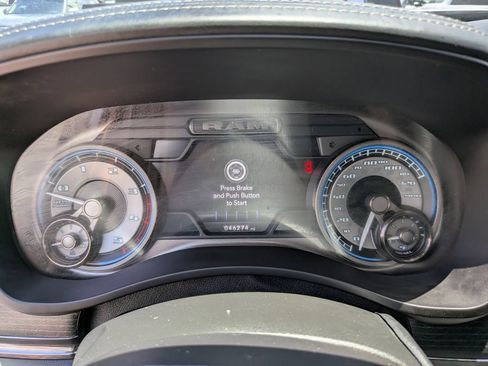 Used 2022 RAM 3500 Limited w/ Safety Group AWD/4WD image 32